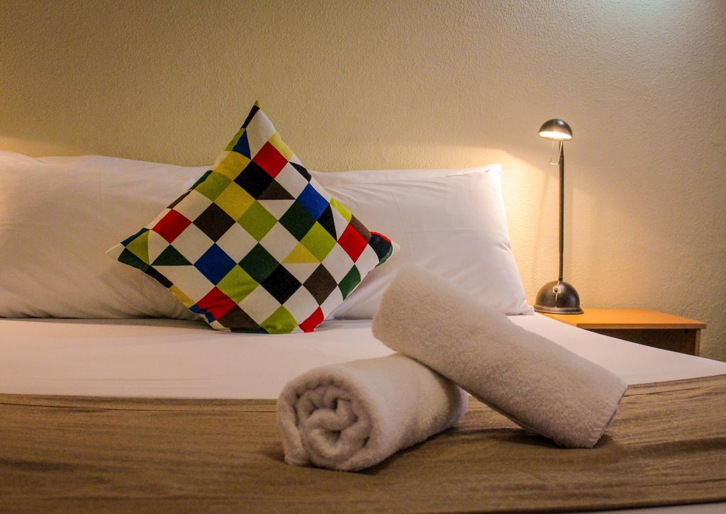 Motel Riverina Leeton ภายนอก รูปภาพ