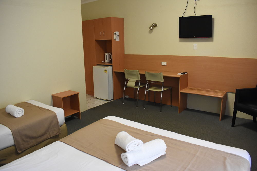 Motel Riverina Leeton ภายนอก รูปภาพ