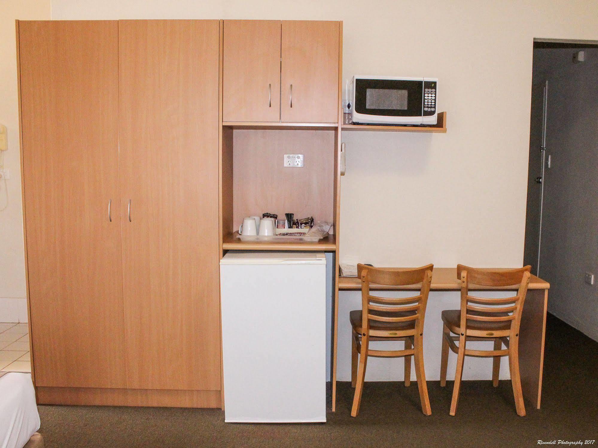Motel Riverina Leeton ภายนอก รูปภาพ
