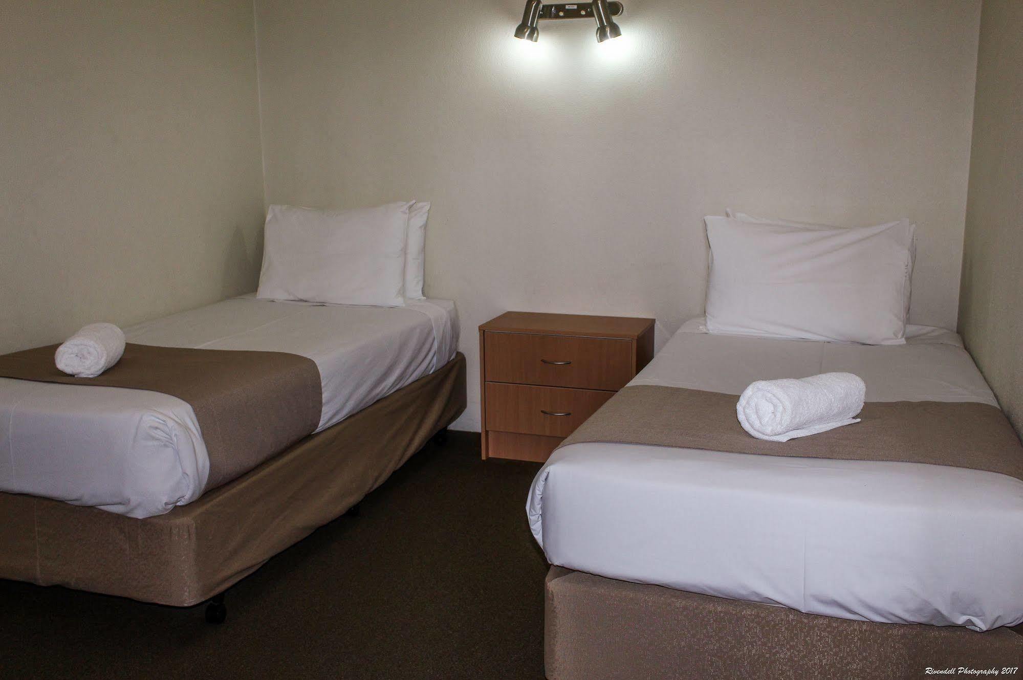 Motel Riverina Leeton ภายนอก รูปภาพ