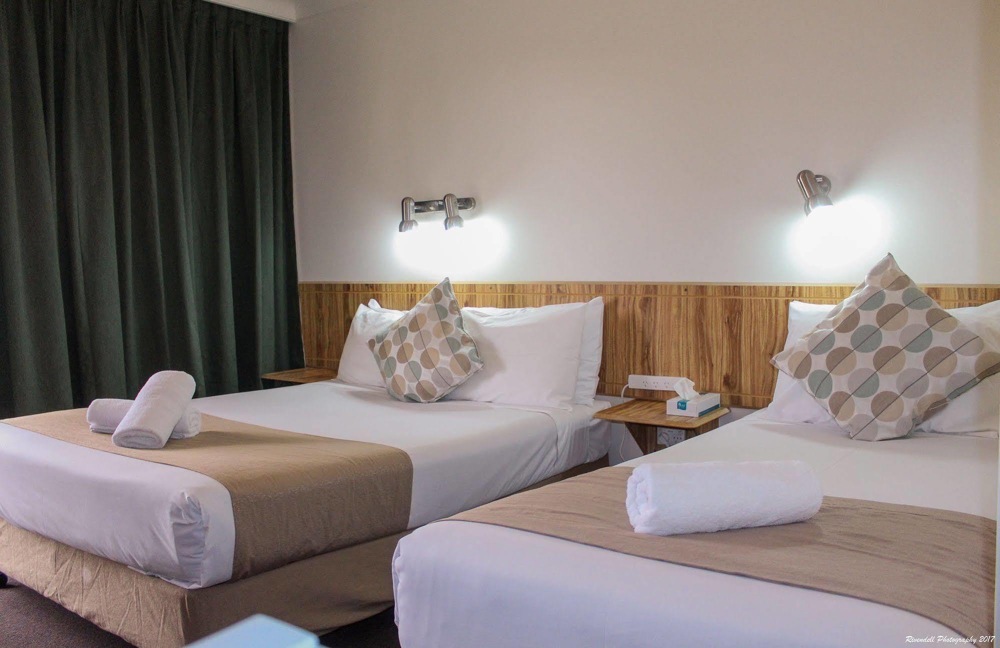 Motel Riverina Leeton ภายนอก รูปภาพ